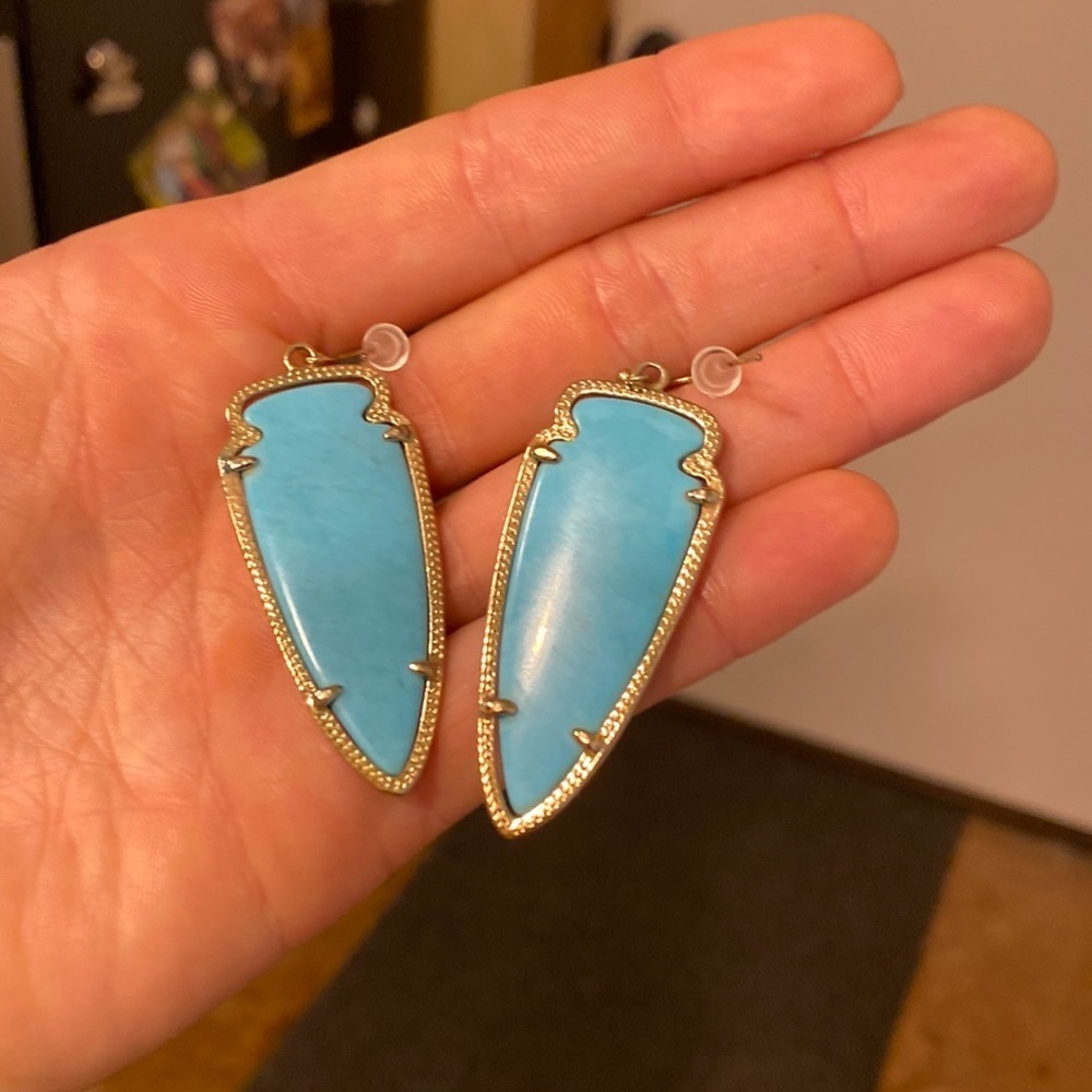 Kendra Scott Sky Earrings In turquoise set in gold - Picture 3 of 4